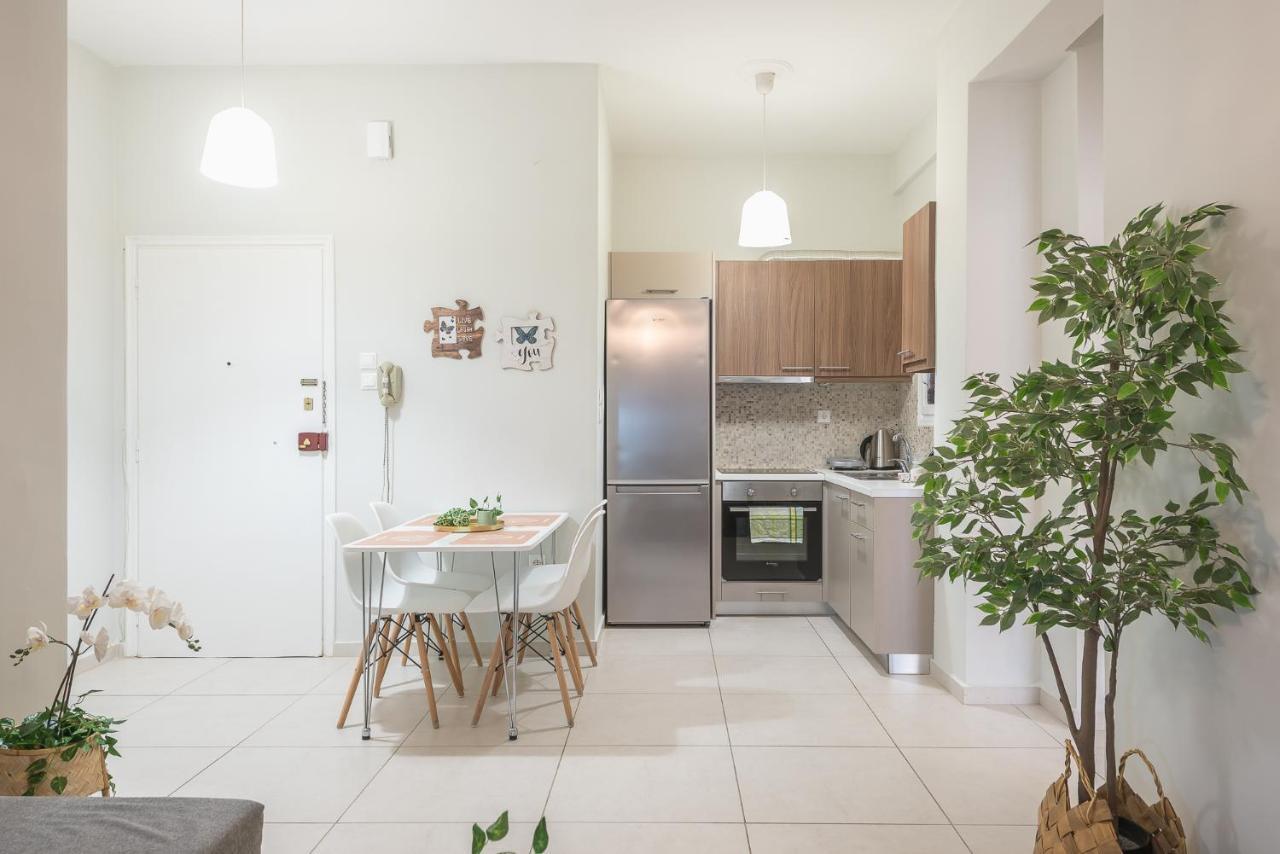 Erythros Boutique Suite By Cloudkeys Athen Eksteriør bilde