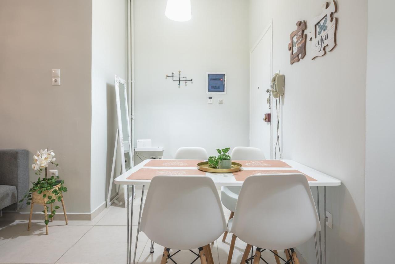 Erythros Boutique Suite By Cloudkeys Athen Eksteriør bilde